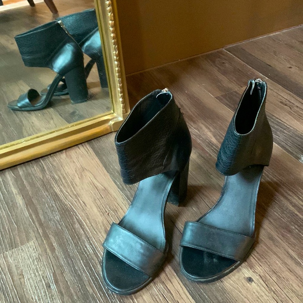 Black NA-KD Faux Leather Open Toe Zip Block Heel - Size 8.5